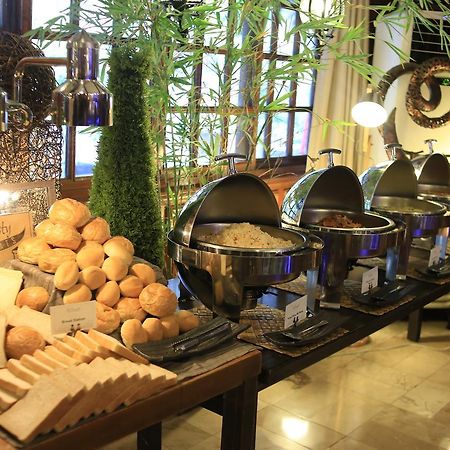 Swagman Hotel Manila Esterno foto
