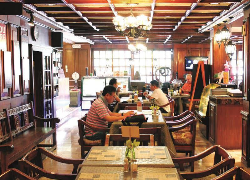 Swagman Hotel Manila Esterno foto