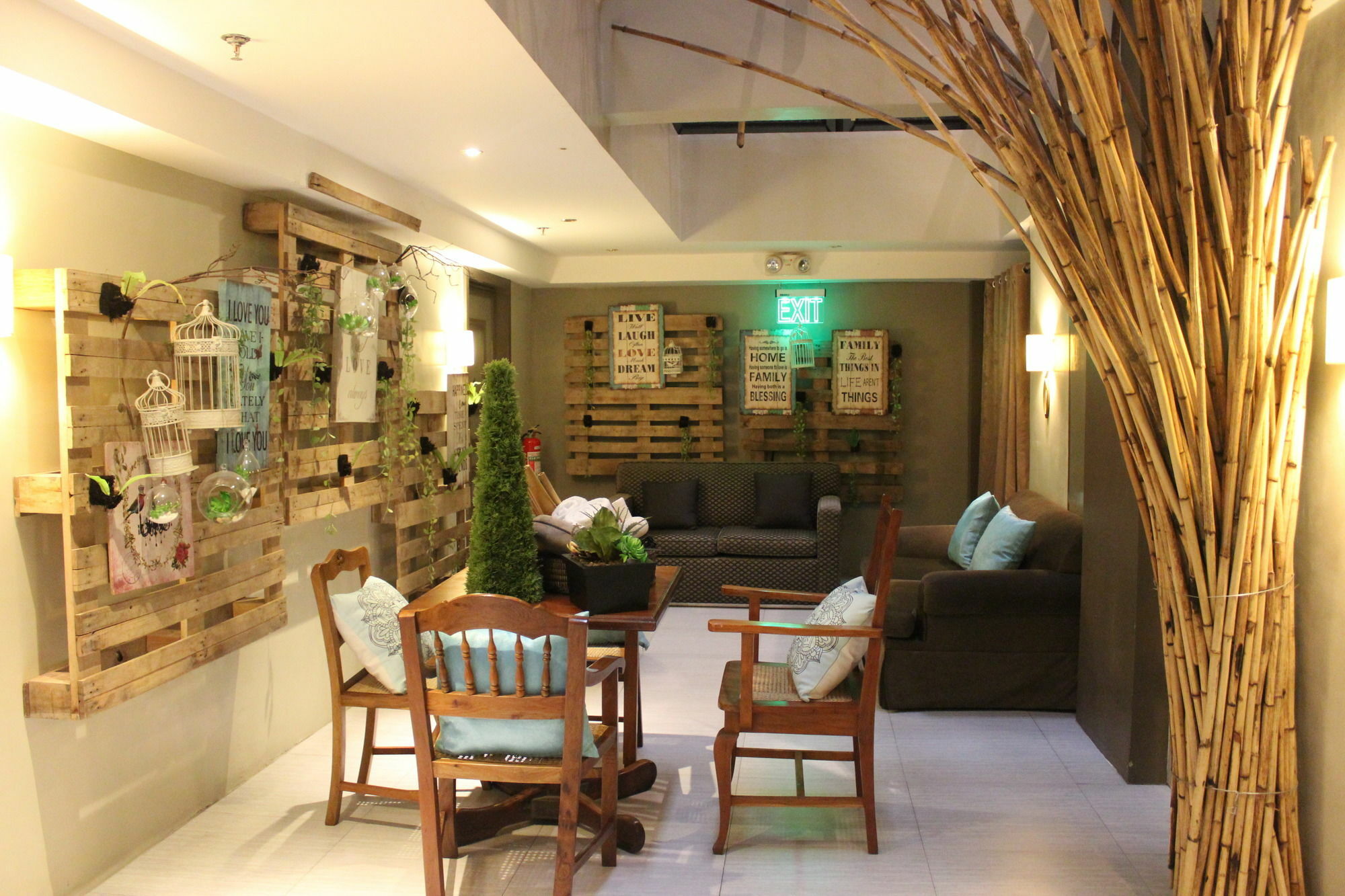 Swagman Hotel Manila Esterno foto
